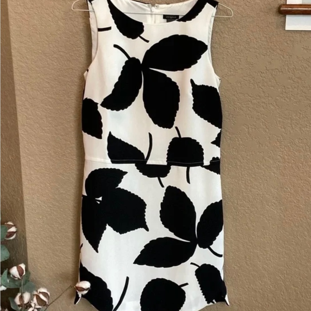 New With Tags Ann Taylor White with black sheath dress. Size 16